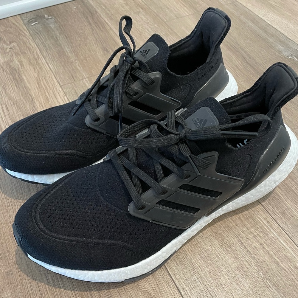 Adidas Ultraboost 21